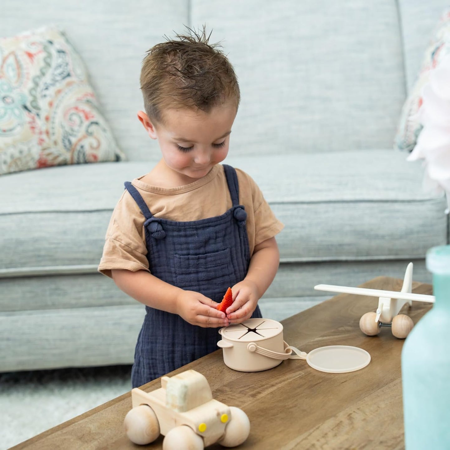 Silicone No Spill Snack Cups for Toddlers – Portable Baby Snack Cup Containers with Dustproof Lid – Dishwasher-Friendly Toddler Spill Proof Cups Without BPA, Lead, or Phthalates – Blue and Beige